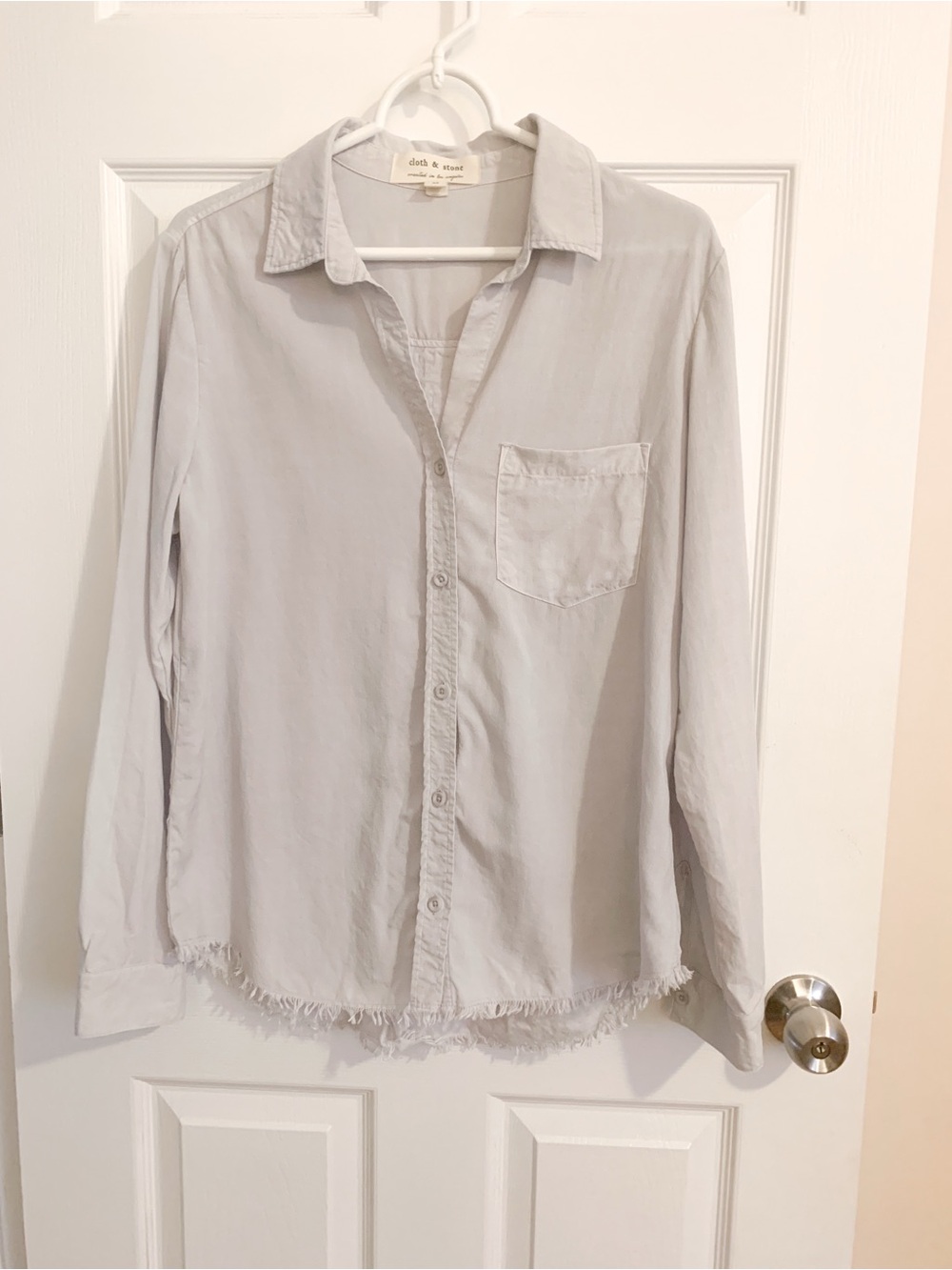 Cloth  & Stone Anthropology Pale grey Button-Up Shirt with frayed hem - size M